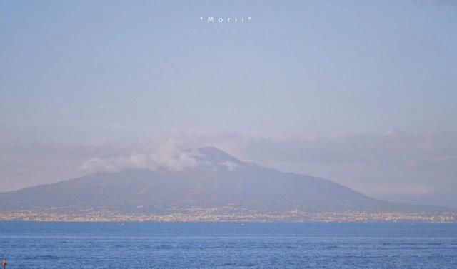 人易|「晚·安」|速热的人也速冻，热闹的人易散场，慢热的人最情长