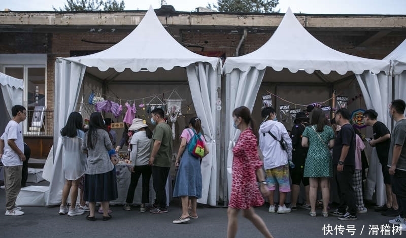 艺术|周末去哪儿 在798潮流艺术市集尽情“逛吃”