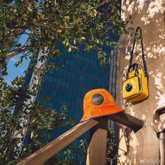 换装|唱出换装神曲《Maria》的华莎，穿衣到底有多百变？