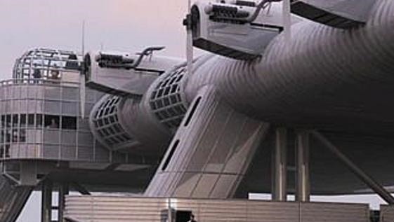 民族|比纳粹飞碟还奇葩的武器,战斗民族造出空中战列舰,能跨洲飞行