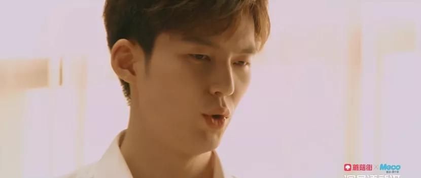  作文|「新概念作文大赛」20年后：韩寒向左，郭敬明向右！