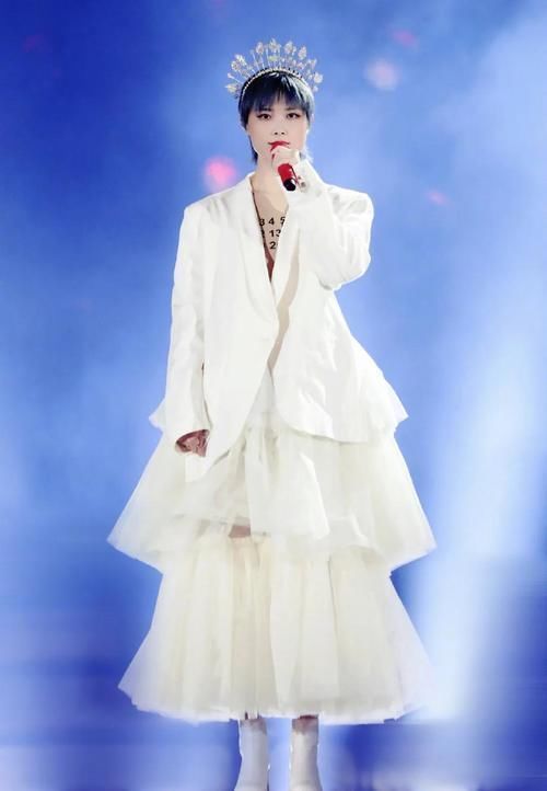 加冕|歌王之战巅峰收官,华晨宇实力“当打”荣耀加冕!