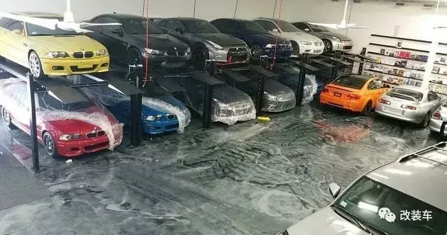 吸毒|都说玩车花钱如吸毒，还真有美国人靠贩毒来养自己的车库