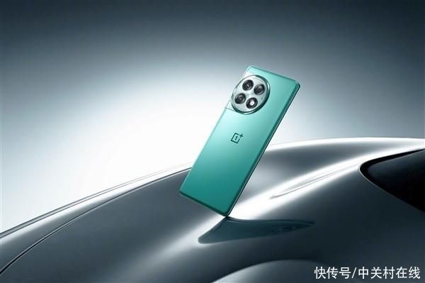 一加Ace 2 Pro亮相：骁龙8 Gen2加持