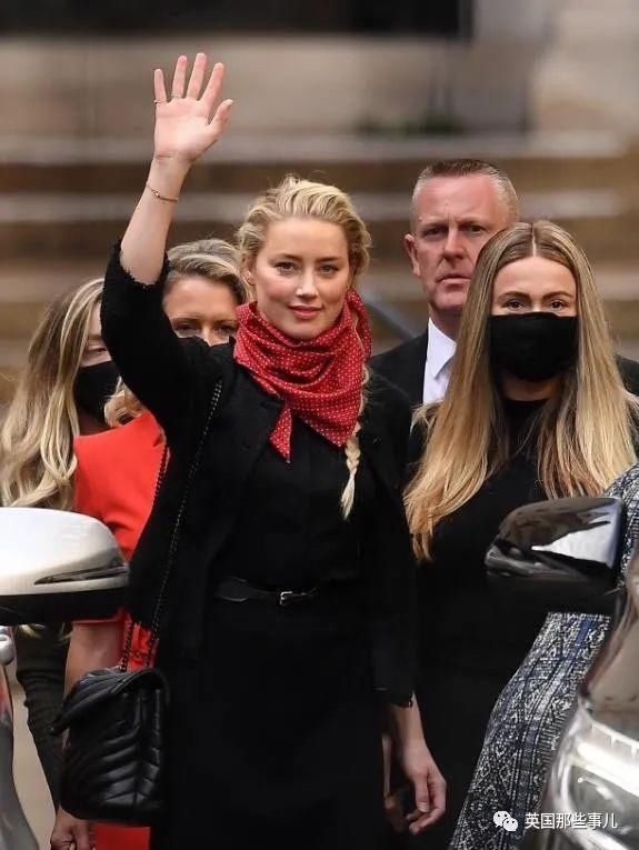 出庭|德普案证人出庭再爆猛料: Amber的伤可能是马斯克干的!这信息量略大啊…