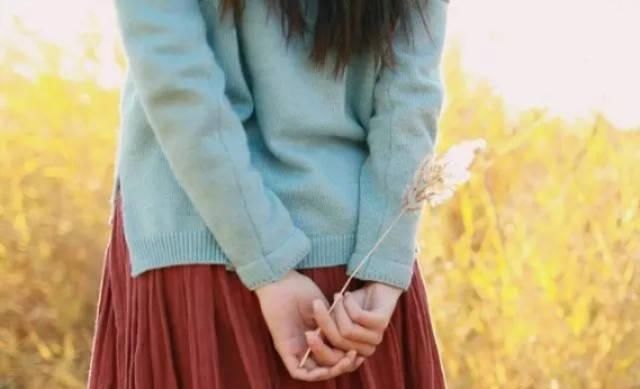  饭后|带闺蜜去相亲，饭后相亲对象抢着买单，晚上给他发信息发现被拉黑