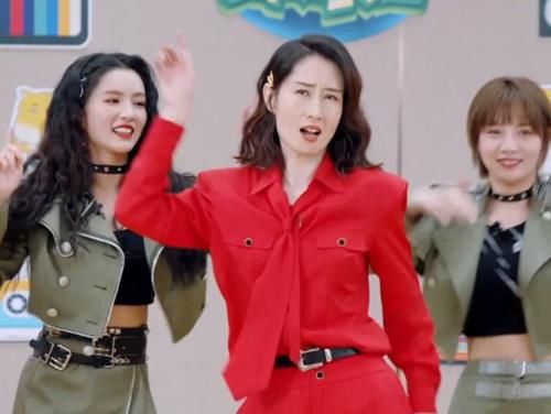  刘敏涛|硬糖少女与刘敏涛合作《无价之姐》，赵粤、刘些宁输实力很意外