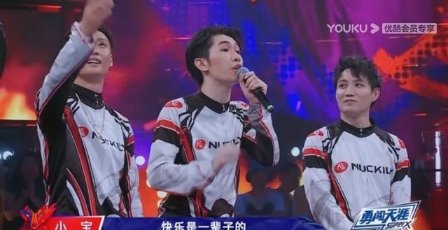  队长|这届街舞太炸燃，王一博队长大秀太拼，肖杰组舞蹈创意反转多