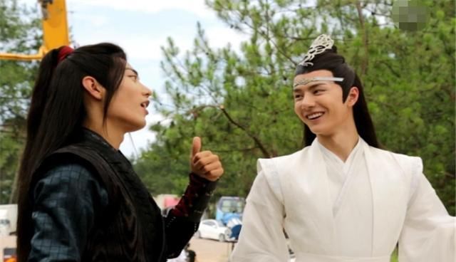  受不了|赵丽颖受不了王一博在片场不讲话，拍《陈情令》时，肖战却嫌他吵