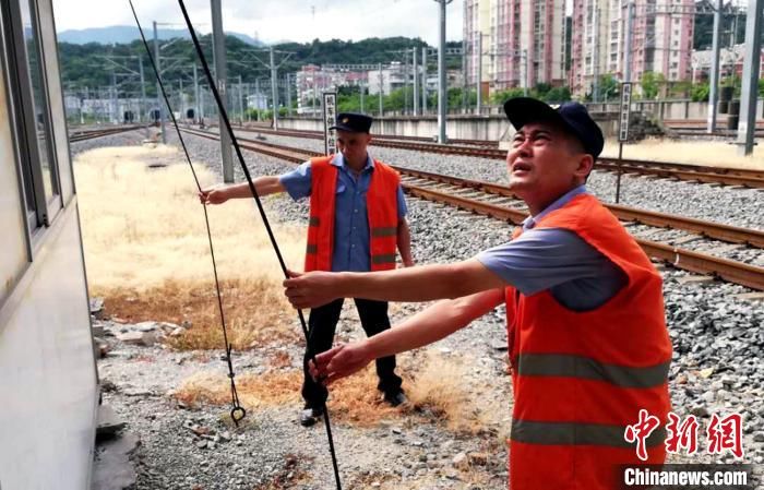 部门|福建铁路部门全力备战台风“黑格比”