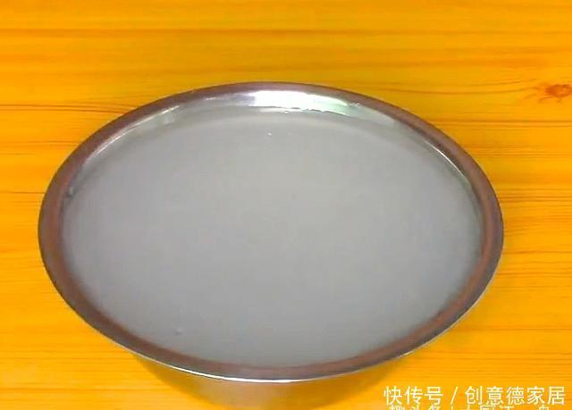  搅拌|想吃凉粉不用买了，掌握这个比例，在家也能做出嫩滑又劲道的凉粉