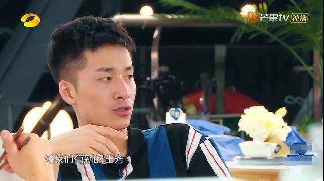  翻车|《中餐厅》又翻车，故意支走帮厨，为难赵丽颖？张亮反应暴露真相