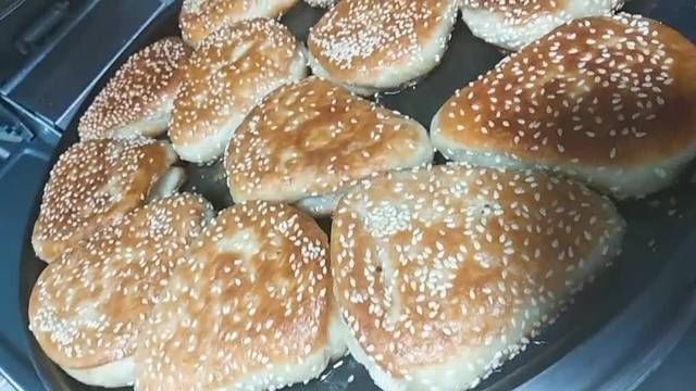 烧饼|烧饼师傅教你做夹肉烧饼，全程细节分步拆解，嘎嘣香脆外酥里香！