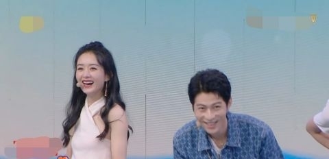  下期|《快乐大本营》下期厉害了，王一博游戏王者上线，赵丽颖还是输了