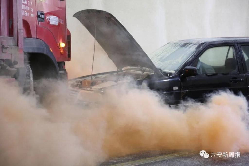  土地|“110，我在霍山县土地岭隧道……”