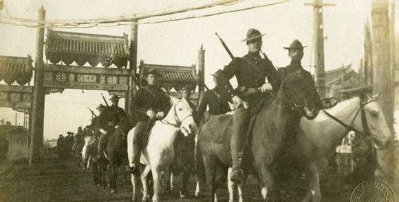 年少|李鸿章因为怕被骂,在辛丑条约上只签了一个字,年少不懂李鸿章啊