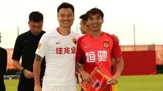 年轻|恒大要后悔?世界名帅盛赞郜林:质量很高,给年轻球员树立了榜样