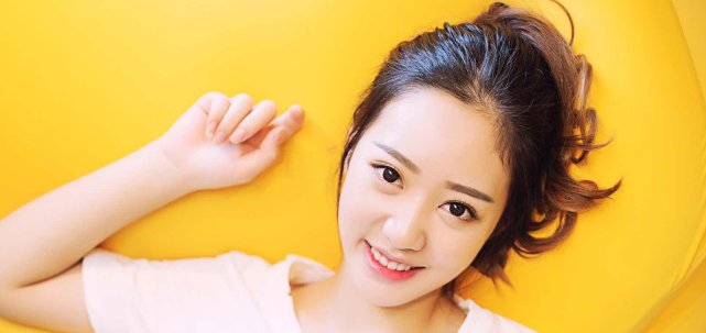 变得更|心仪的女神对你忽冷忽热？这几个小技巧，让她时刻“粘”着你！