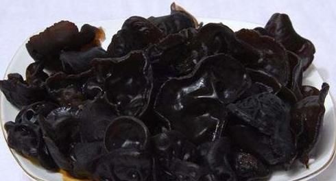  错误|泡木耳时，不能犯哪些有毒还伤肝肾的错误？全家都要看看