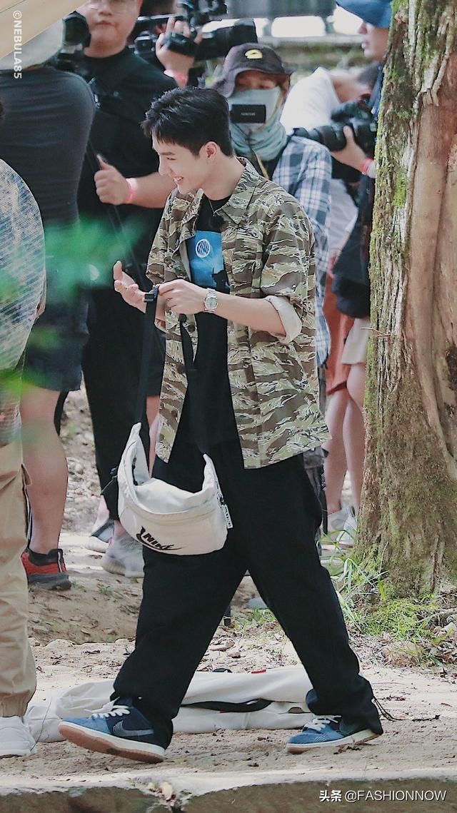  钱枫|王一博 本想安静的当个美男子，为何却偷偷笑成了鹅