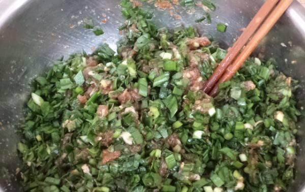  酵母|发面时，只放酵母和白糖还不够，多加2味，包子暄软味道香