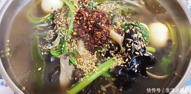 依然|始于1989年,一对姐妹花,开店30年,麻辣烫和饼依然好吃