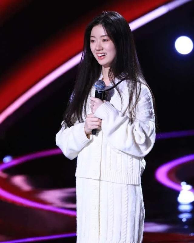  唱功|淘汰边缘的“冠军”! 单依纯的唱功到底有多强?