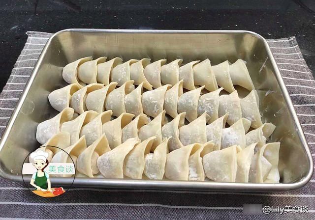  牛肉虾皮云|三伏天吃饺子，韭菜靠边站，最爱这个馅，鲜香营养低脂肪，吃不够