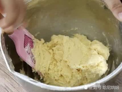 柔软|日式菠萝包,咋做才能柔软好吃很多人第一步就错了,关键在和面