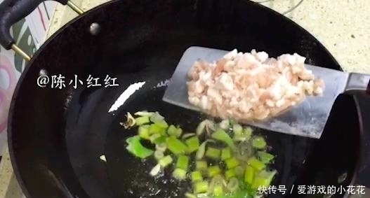 特别|茄子不要过油也可以烧的很好吃,而且做法也特别的简单,一看就会