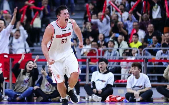  东莞市相关|专访朱芳雨：盼阿联6个月重返赛场，内线引援不考虑外援