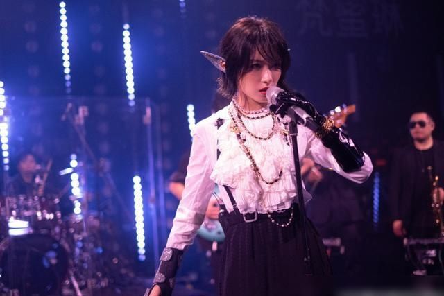  刷票|《浪姐》宁静团反超李斯团！一夜涨14万票，官方发声明抵制刷票