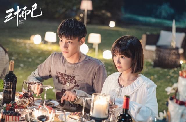  漫妮|《三十而已》钟晓芹迎来姐弟恋，漫妮海王吵架，顾佳深陷浪漫陷阱