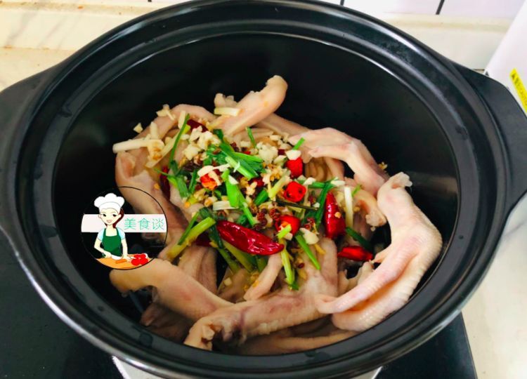  凉拌|入秋后，少吃猪肉多吃它，比猪肉便宜，家家户户吃得起，凉拌最香