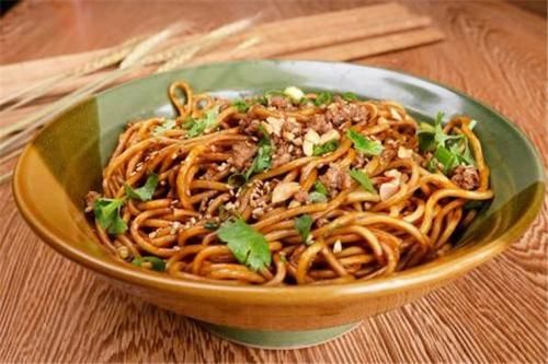 热干面|5座城市5碗面，都是家喻户晓的美食，你都吃过吗？没吃过就可惜了