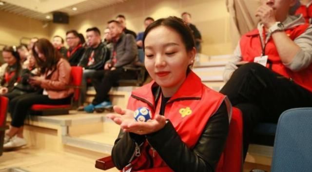 拿到|中奖200万只能拿到160万也就忍了，为什么还要捐款不捐能怎样