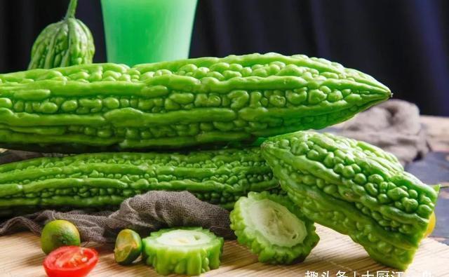我家|苦瓜最正确的吃法,不炒蛋,不凉拌,学会这做法,我家孩子抢着吃