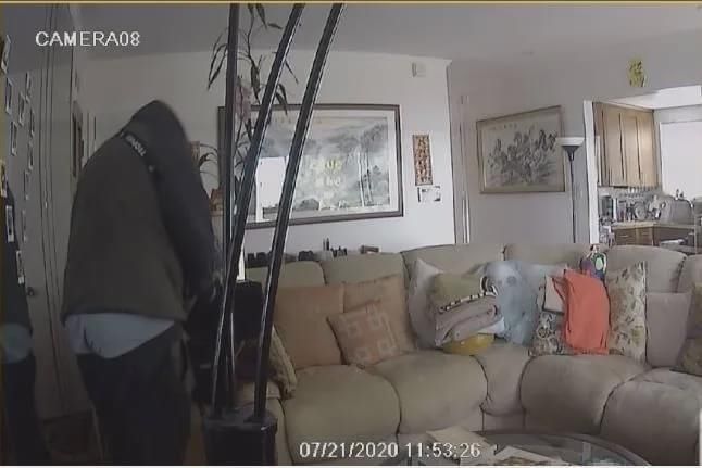 现金|现金放家里…华人移民35年血汗钱 15分钟被偷光