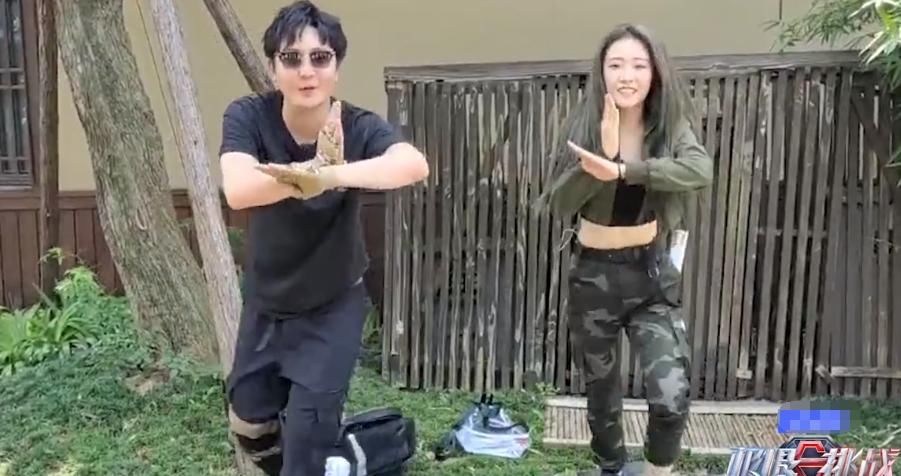  爆笑|《极限挑战》下期太精彩，赵小棠徒手劈西瓜，喻言郭京飞爆笑热舞