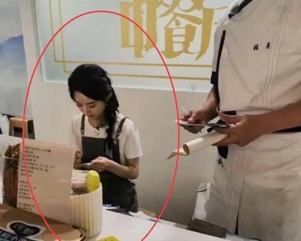  加盟|赵丽颖加盟《中餐厅》，得知她在店里的职务，真替她捏把汗