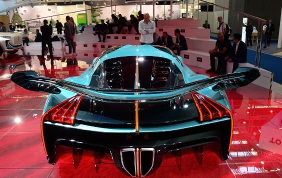  着不同|中国红旗S9概念车，明年量产限额70台，最大时速超400公里