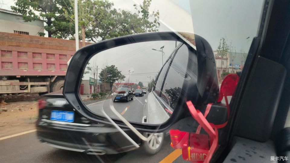 干干净净|老家兄弟结婚，大汉来当录像车！