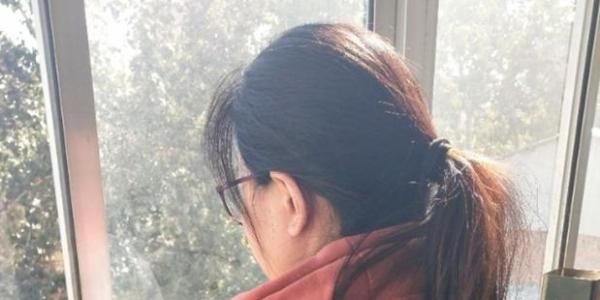 意外|妈妈翻看15岁女儿聊天记录，意外发现女儿被5000元“包月”……