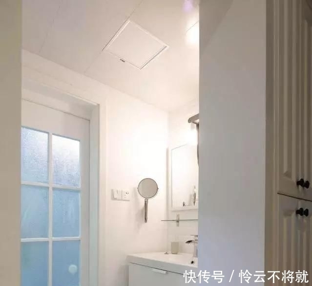  玄关|有钱人家里都在玄关装洗手台,太聪明了,看完回家也这样做