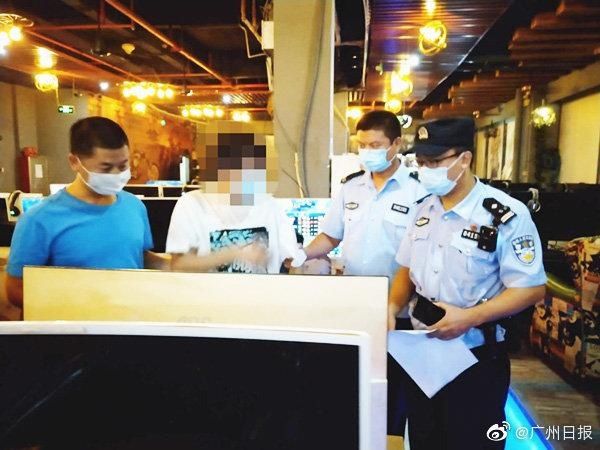 得手|男子沿街散步顺便拉车门行窃 屡屡得手作案10余起涉案金额3000余元