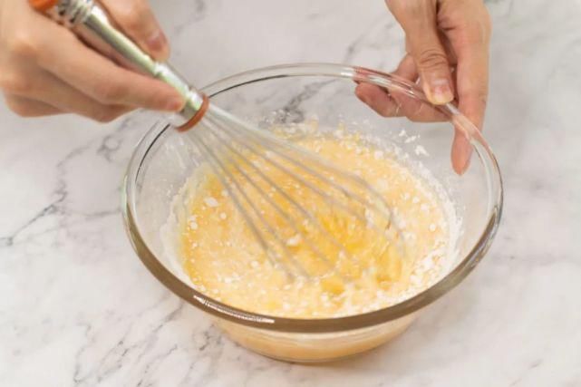  技巧|蒸包子的8个技巧，包子又大又软还不塌，香到流口水！