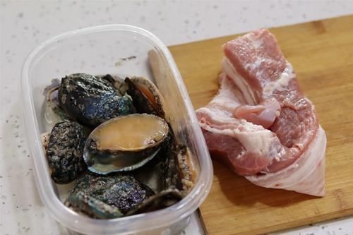 海鲜|这海鲜，以前不舍得买，今年特便宜，1斤60元，用肉焖一锅真香