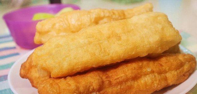  香脆|嫌外面的不卫生？大叔教你炸油条，香脆味美，简单易学，超好吃！