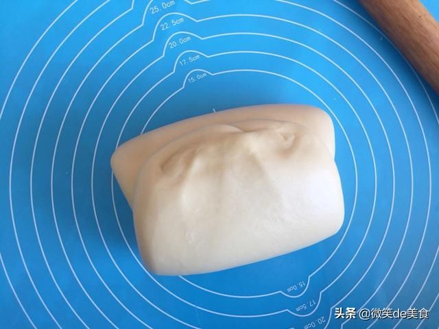  营养|起来做一款坚果面包卷吧，营养又好吃，你一定会喜欢的