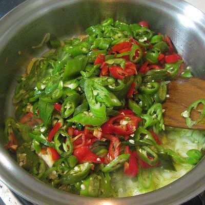  面团|锅盔夹秦椒炒鸡蛋